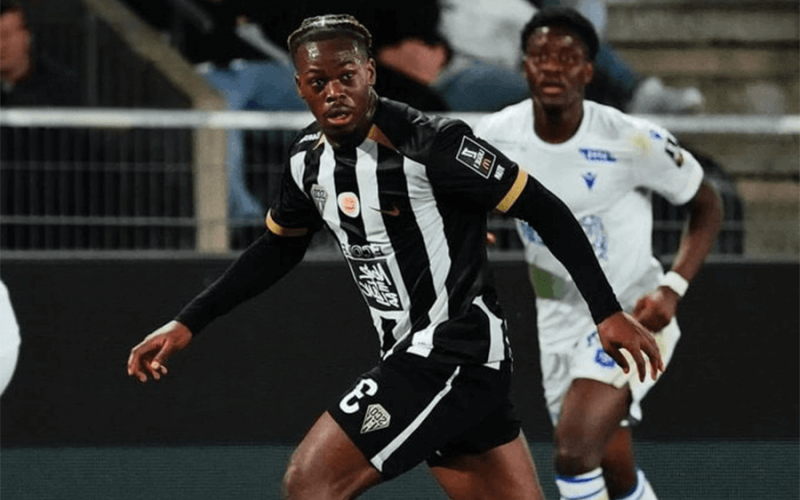 Hoffenheim cible Jacques Ekomié : le latéral gabonais dans le viseur